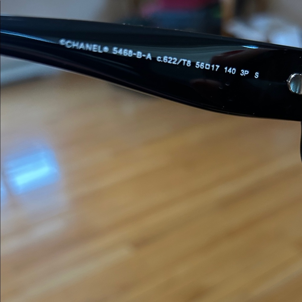 CHANEL Glossy Black Sunglasses New WOT - Picture 6 of 8